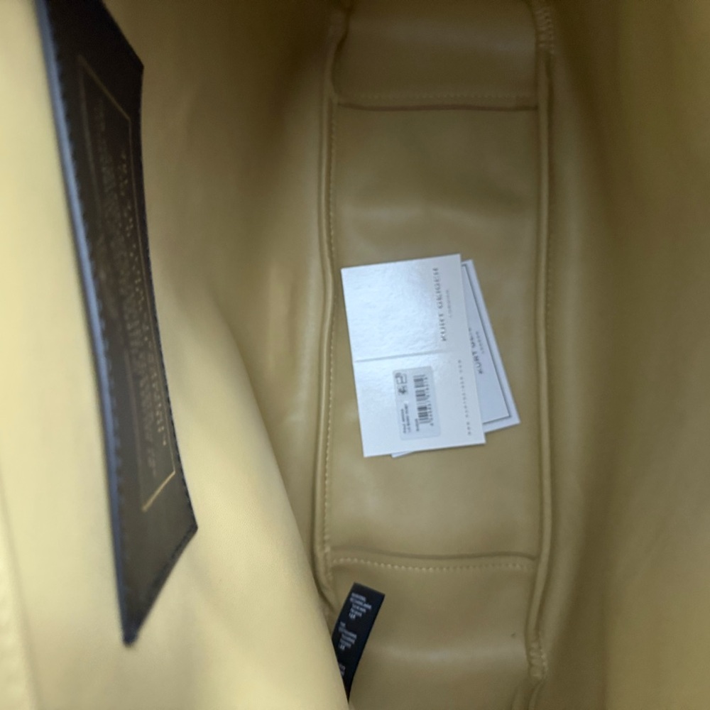 NWT Kurt Geiger London Large Bond Hobo Bag in pale green suede - Picture 9 of 10
